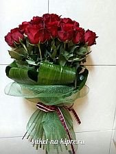 Букет из красных роз в отель в Пафосе